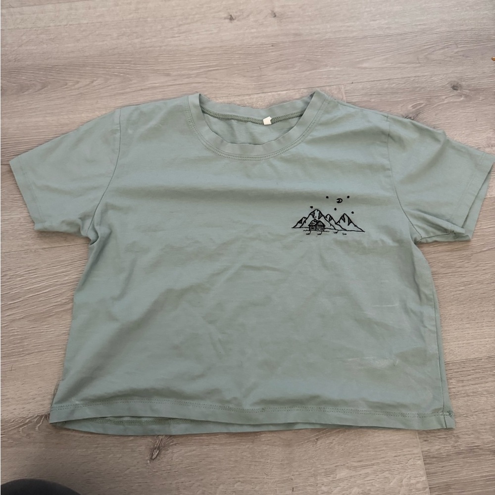 cropped embroidered tshirt